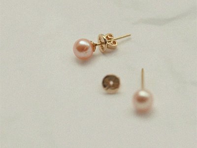 Made by K/BB Pink Freshwater Pearl Peach Earrings 18K 핑크 담수 진주 피치 귀걸이