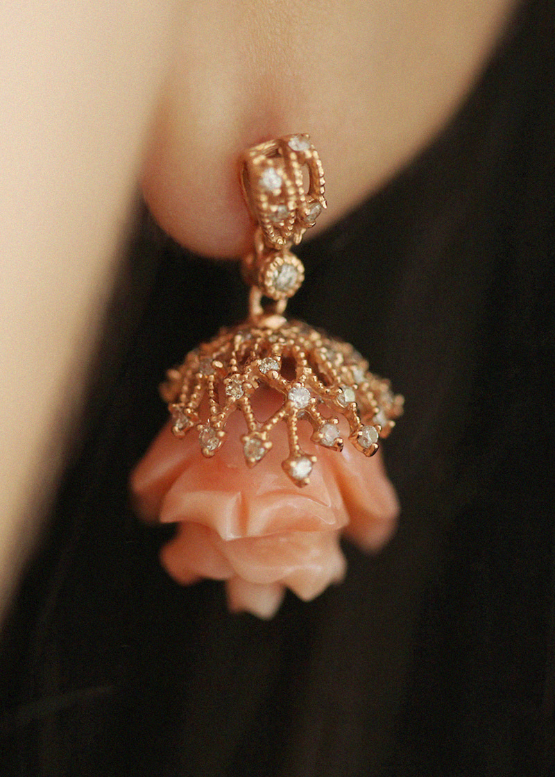 Made by K/BB Pink Coral, Cognac Diamond Bouquet Earrings 18K 핑크 산호, 꼬냑 다이아몬드 부케 귀걸이
